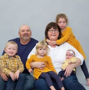 Meet your Posher, Pam